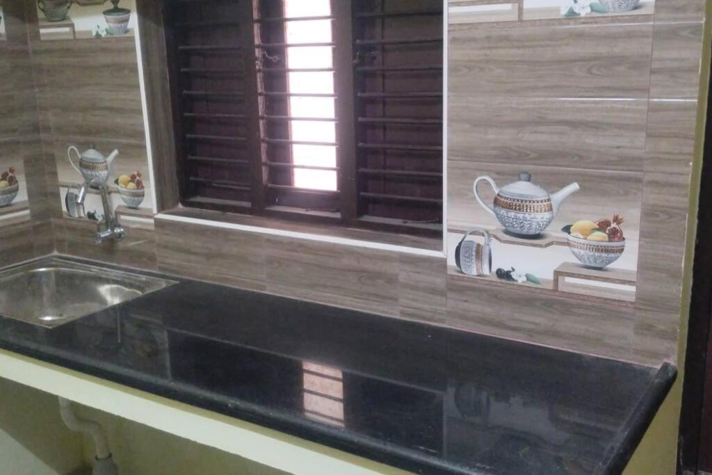 Sunshine Apartments Chennai Luaran gambar