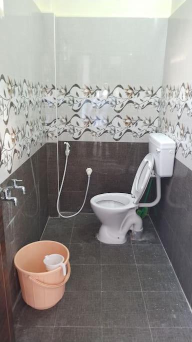 Sunshine Apartments Chennai Luaran gambar